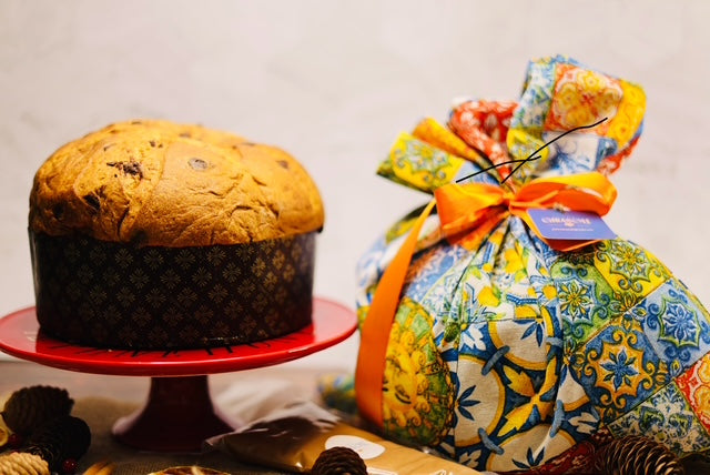 Panettone al Cioccolato - Panettone met chocolade (+ gezouten karamelcrème in spuitzak)