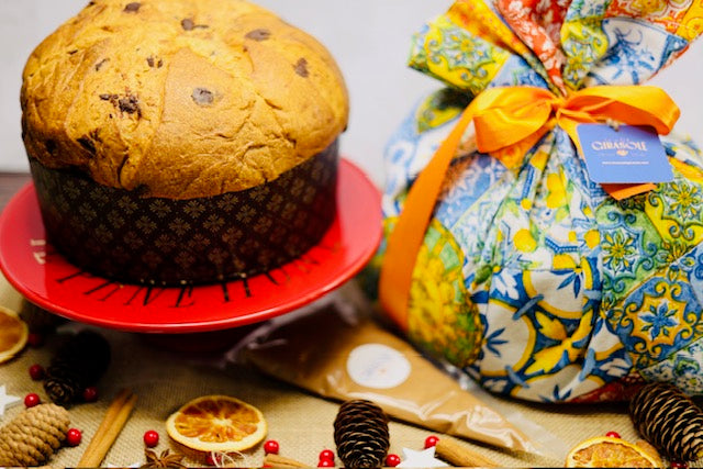 Panettone al Cioccolato - Panettone met chocolade (+ gezouten karamelcrème in spuitzak)