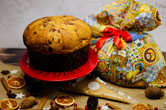 Panettone alle Mandorle - Panettone met Amandelen (+ amandelcrème in spuitzak)